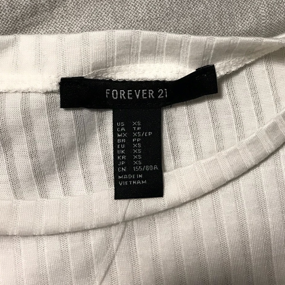 Forever 21 top - Picture 2 of 2